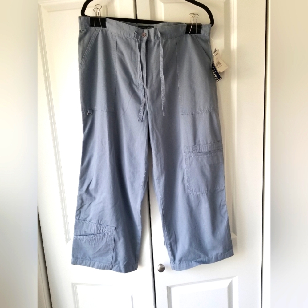 Sonoma Women's Capris NWT